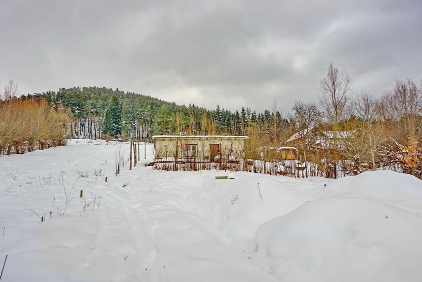 Teren Construcții intravilan de 1700 mp, în Cernatu