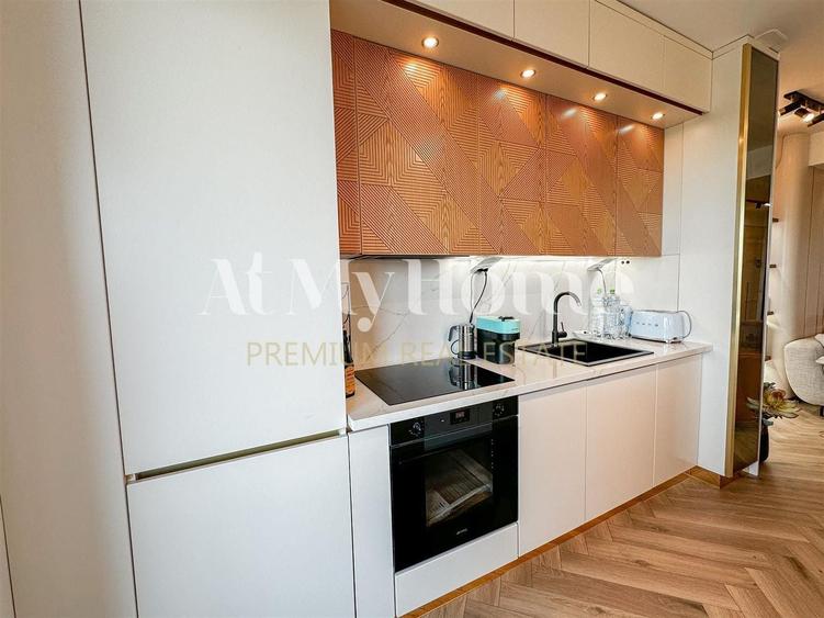 Apartament cu 3 camere decomandat, mobilat în Pipera