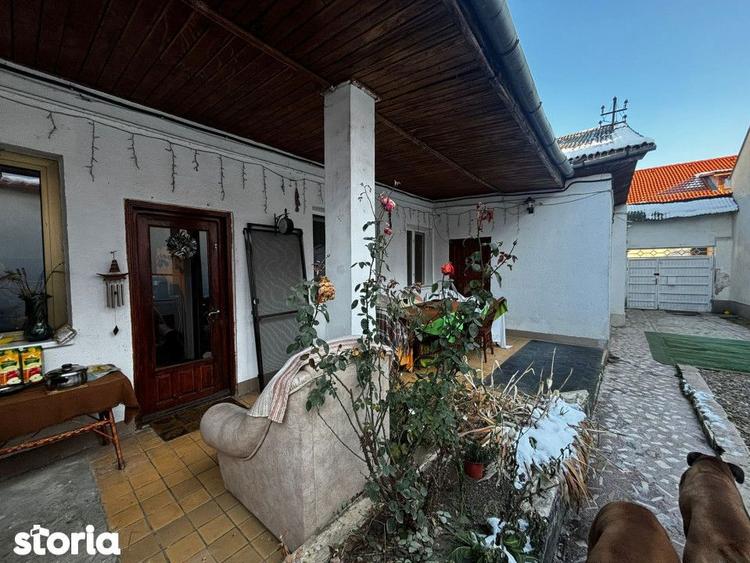 Casă cu 4 camere cu Teren 320 Mp în Orașul Vechi