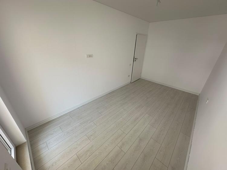 Apartament cu 2 camere semidecomandat în Sud