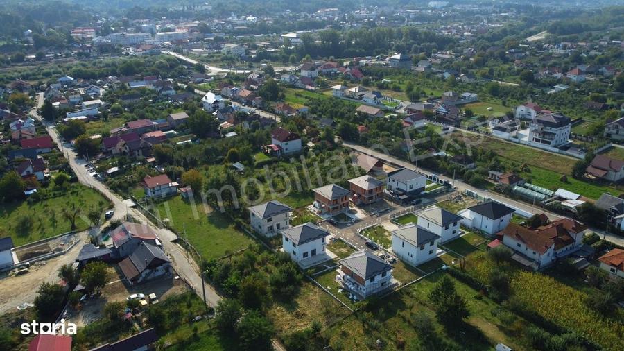 Casă cu 4 camere cu Teren 460 Mp în Curtea de Argeș