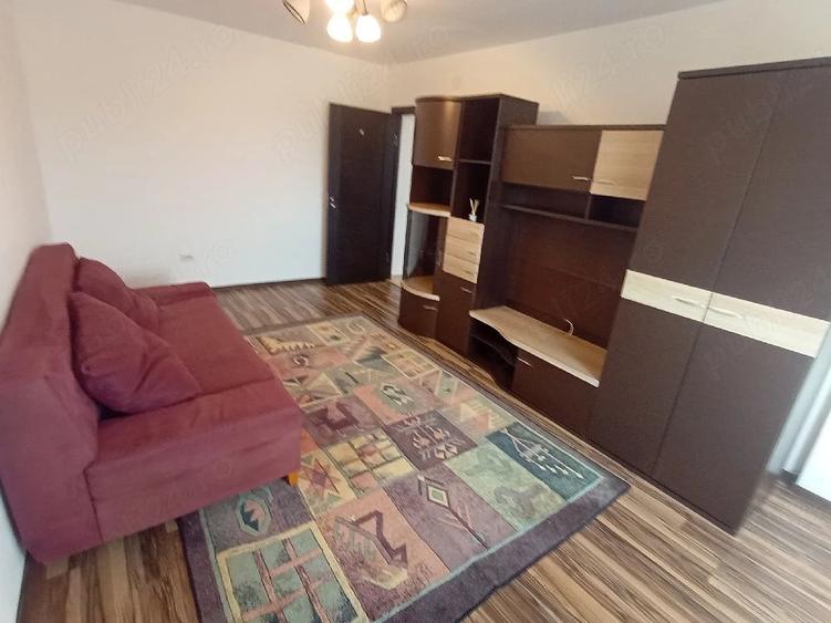 Garsonieră decomandată în Soarelui