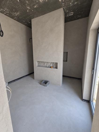 Casă individuală cu 5 camere cu Teren 850 Mp în Haliu