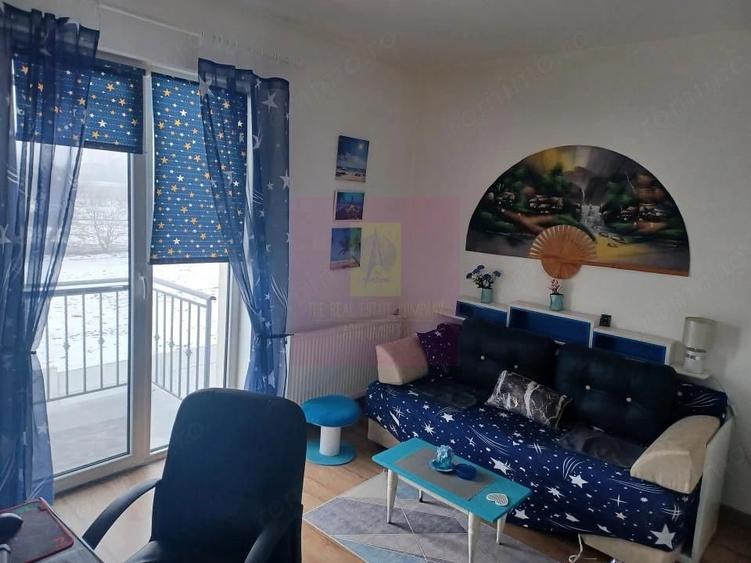 Casă cu 4 camere cu Teren 380 Mp în Joița
