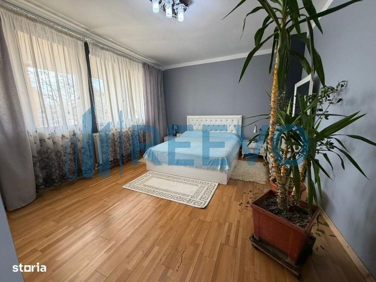 Casă cu 4 camere în Tuta