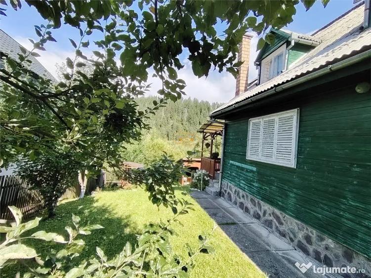 Casă cu 4 camere cu Teren 327 Mp în Central