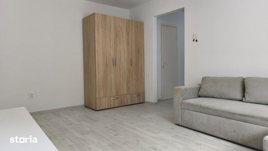 Apartament cu 2 camere în Piața Centrală