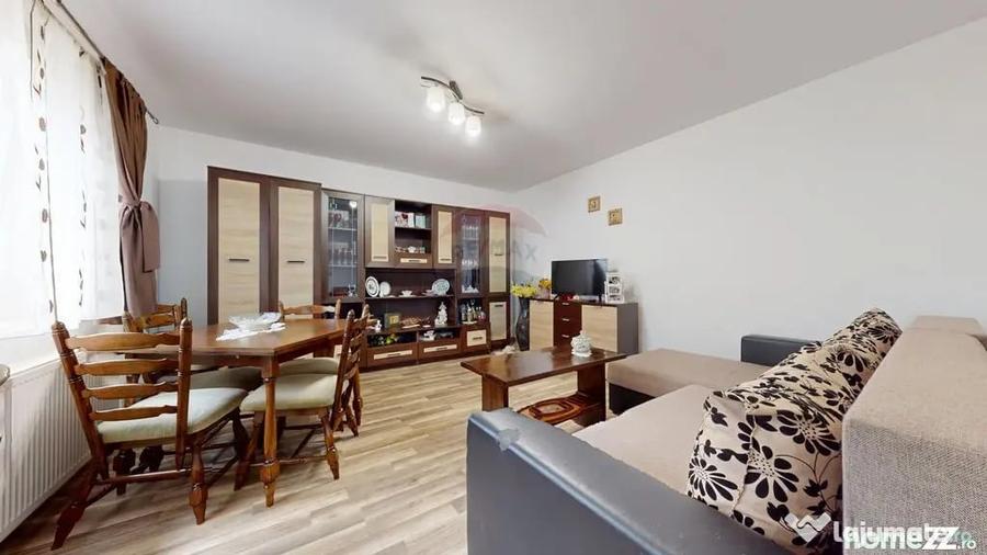 Casă cu 4 camere cu Teren 1004 Mp în Hărman
