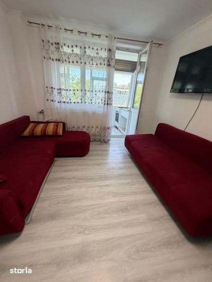 Apartament cu 3 camere în Calea București