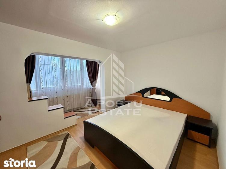 Apartament cu 3 camere, mobilat în Lipovei