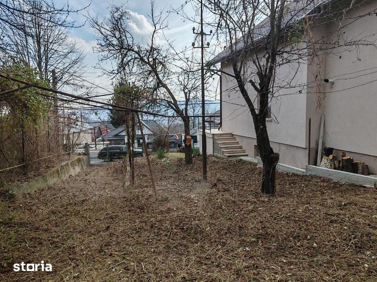 Casă cu 2 camere cu Teren 1343 Mp în Cornu