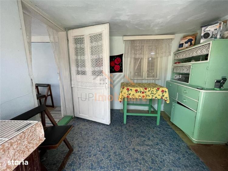 Casă cu 4 camere în Josani