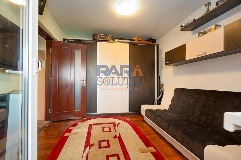 Apartament cu 3 camere decomandat în Sud