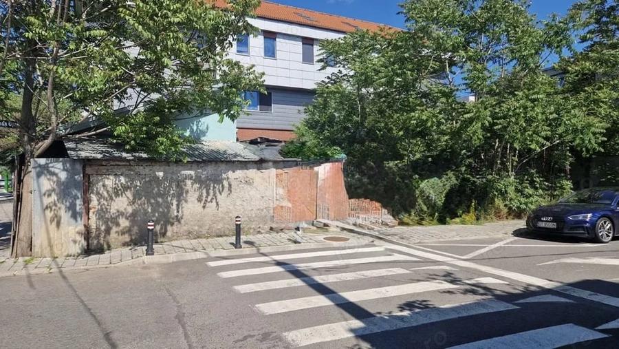 Teren de 410 mp, în Barbu Văcărescu