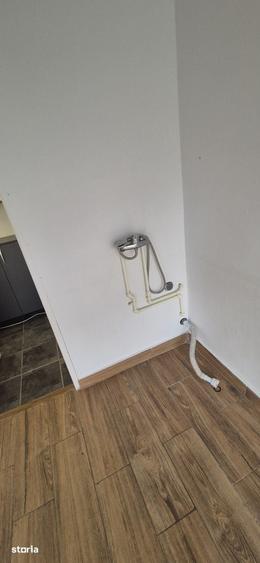 Spațiu comercial, de 30 mp, în Anda