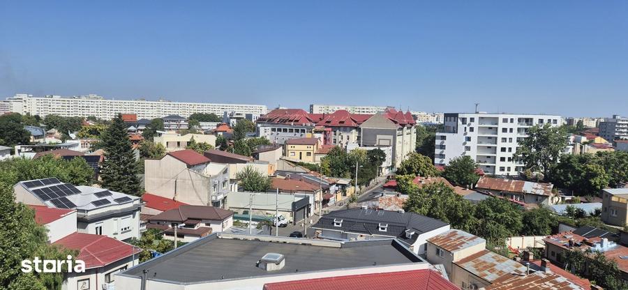 Apartament cu 3 camere decomandat în Iancului