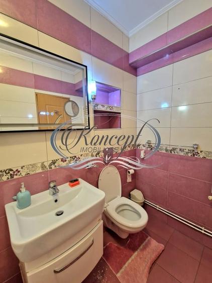 Apartament cu 3 camere decomandat, mobilat în Central