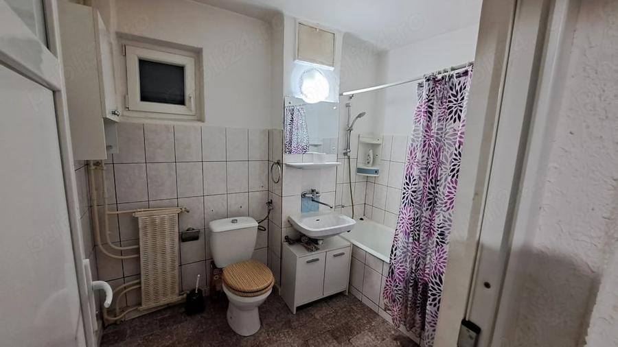 Apartament cu 3 camere decomandat în Nord