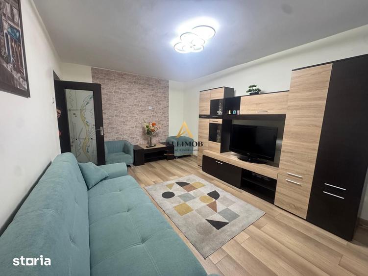 Apartament cu 3 camere în Malu Roșu