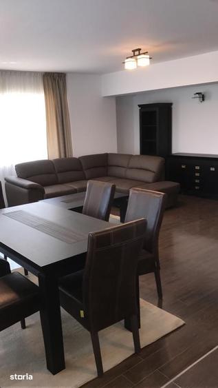 Apartament cu 4 camere, mobilat în Plopilor