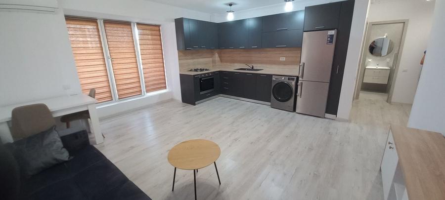 Apartament cu 2 camere decomandat în Păcii