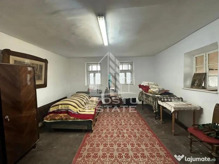 Casă cu 3 camere cu Teren 1339 Mp în Zimandu Nou