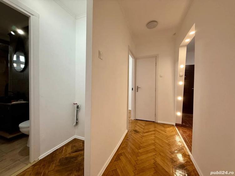 Apartament cu 3 camere decomandat în Gheorghe Lazăr