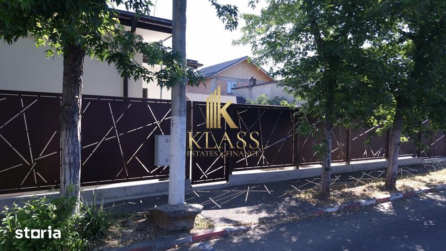Casă cu 3 camere cu Canalizare în Central