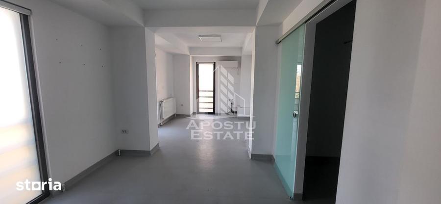 Spatiu comercial de inchiriat, 221 mp, centru Dumbravita - 1