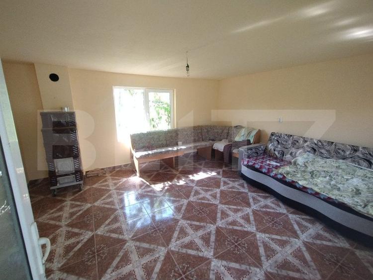 Casă individuală cu 3 camere cu Garaj în Sud-Est