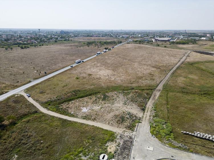 Teren Construcții intravilan de 5000 mp, în Exterior Nord