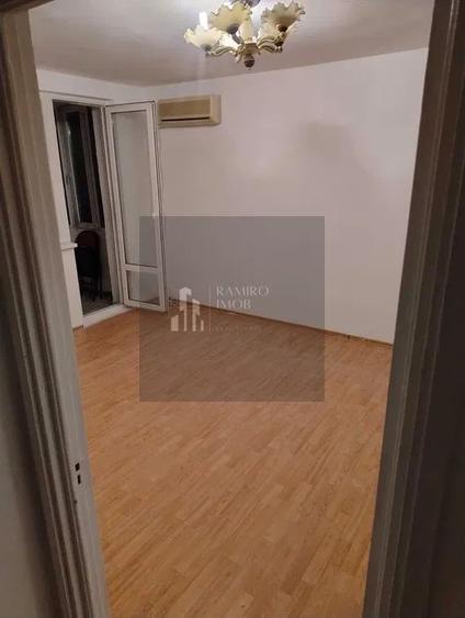 Apartament cu 2 camere decomandat în Giurgiului