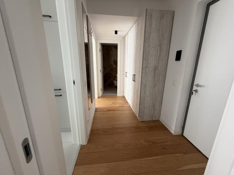 Apartament cu 2 camere decomandat, mobilat în Aviației