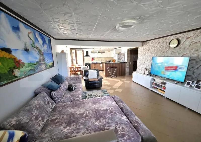 Casă individuală cu 5 camere cu Canalizare în Colonia Bod