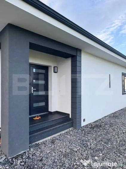 Casă cu 3 camere cu Teren 650 Mp în Central