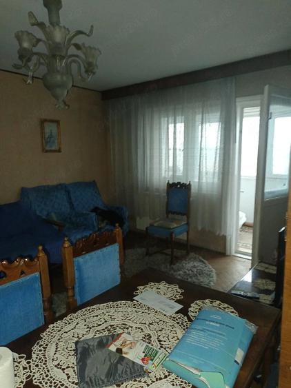 Apartament cu 2 camere semidecomandat în Titan