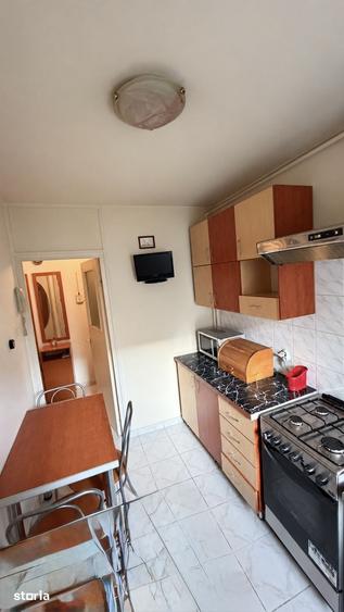 Apartament cu 2 camere semidecomandat în Exterior Vest