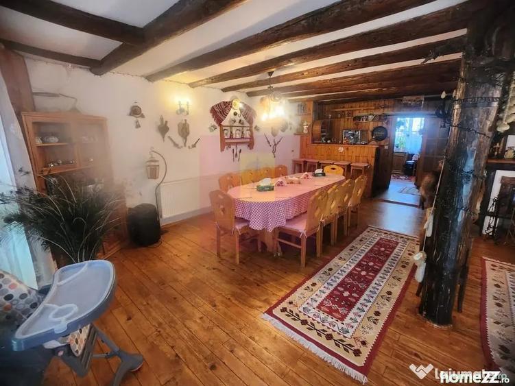 Casă cu 7 camere cu Teren 327 Mp în Zamora
