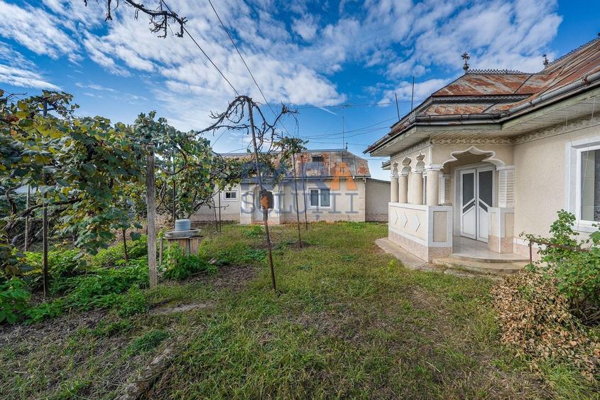 Casă individuală cu 3 camere cu Canalizare în Trifești