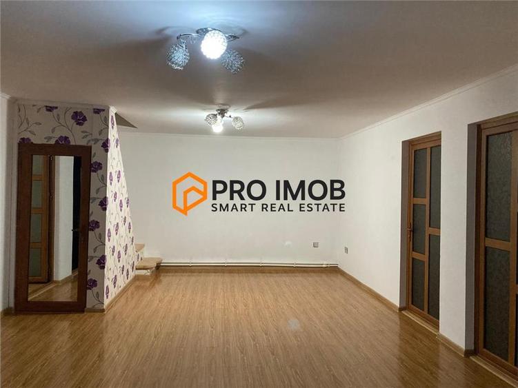 Casă individuală cu 3 camere cu Canalizare în Mărăcineni