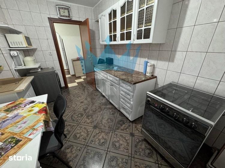 Apartament cu 3 camere în Cantacuzino