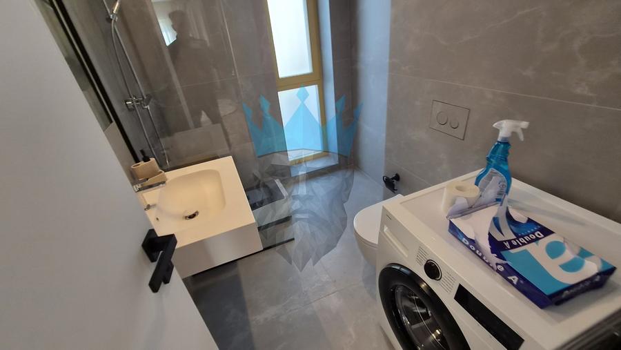 Apartament cu 3 camere decomandat, mobilat în Unirii