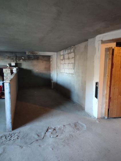 Apartament cu 2 camere decomandat în Ștrand