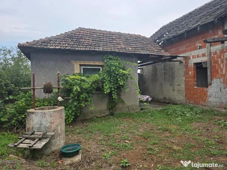Casa loc SUMUGIU , sc 200 mp , parte veche si noua, ter 2670, sosea - 1