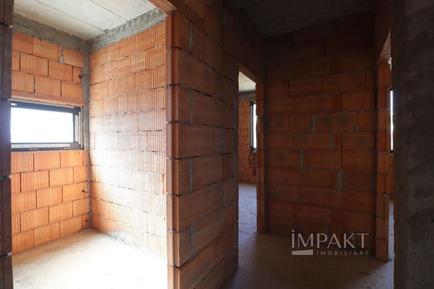 Casă individuală cu 6 camere cu Canalizare în Sălicea