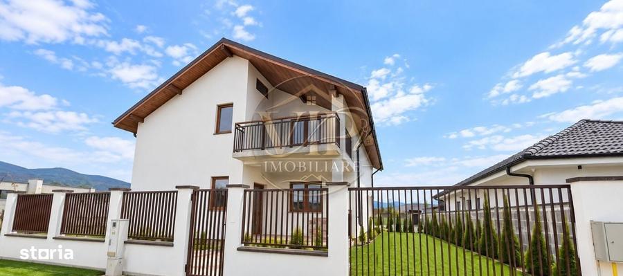 Casă cu 4 camere cu Teren 448 Mp în Micești