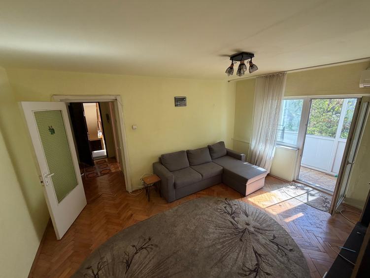 Apartament cu 2 camere semidecomandat în Kiriac