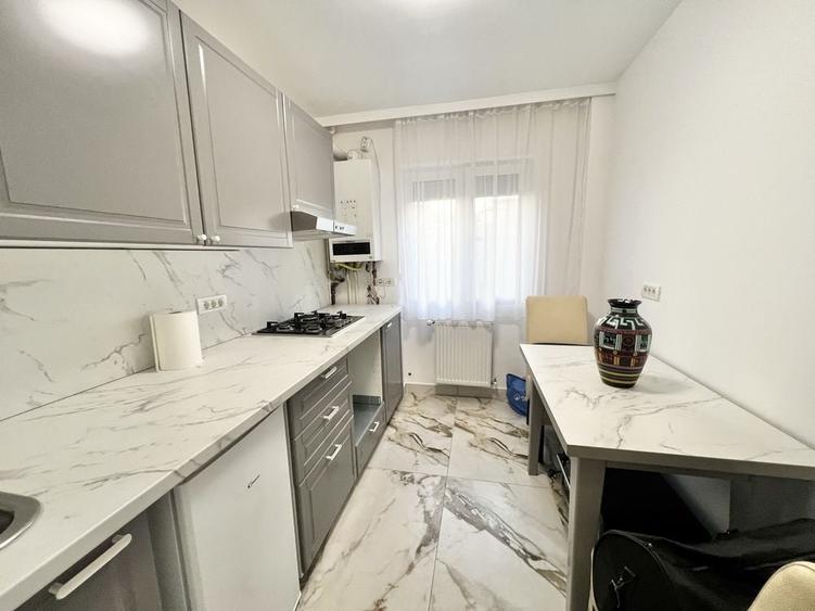 Apartament cu 2 camere semidecomandat în Podgoria