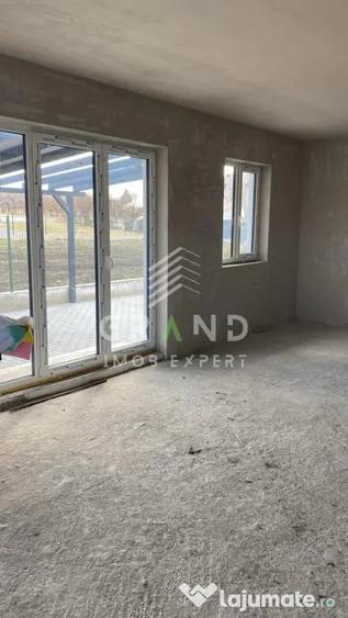 Casă cu 4 camere cu Teren 800 Mp în Tureni