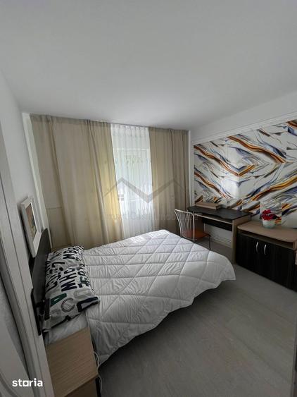 Apartament cu 3 camere semidecomandat în Primăverii